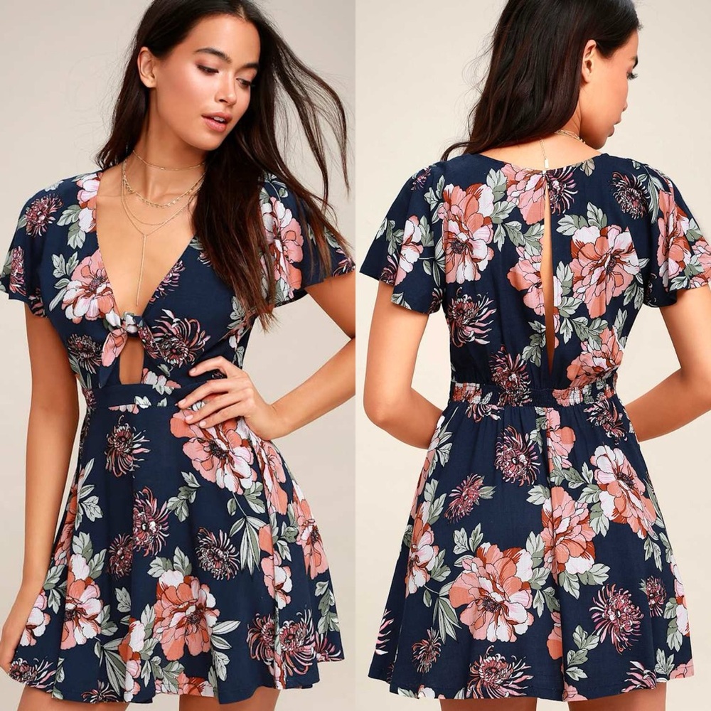 Lulus | Botanic of Time Navy Blue Floral Print Tie-Front Skater Dress